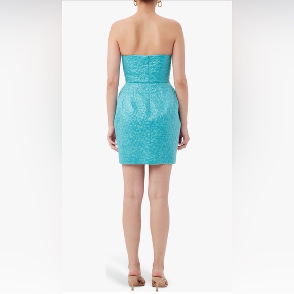 NWT Trina Turk Patrizia Strapless Cocktail Size 4 Color: Marina Multi - Picture 3 of 13